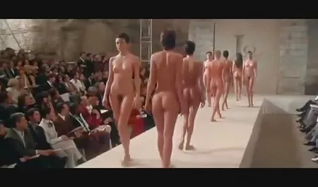 De shit homo sex filmpjes Nina en het sperma tussen haar tieten waren los.