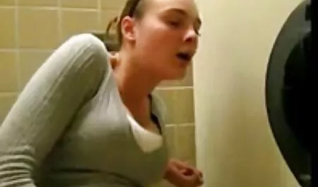 Het meisje met hoge hakken greep gratis sex films nl haar mond