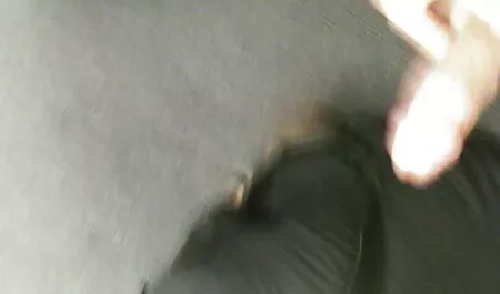 De man vervloekte de hollandse seksfilms minnares in plaats van te betalen voor huisvesting.