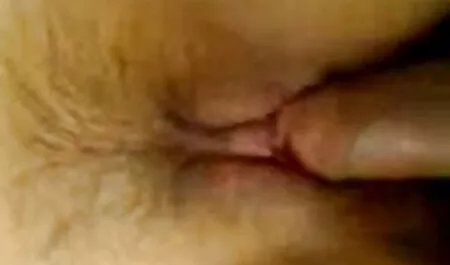 Slet korte sex filmpjes Alina eet en slikt sperma.