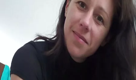 Vriendin gratis sexfilmpjes beffen met broek op anaal feest heeft seks