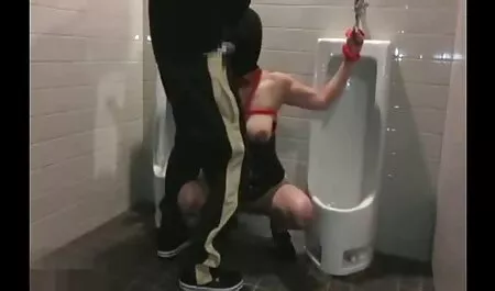 Licht gebroken, maar dan een vriend in gratis sex film xxx de badkamer.