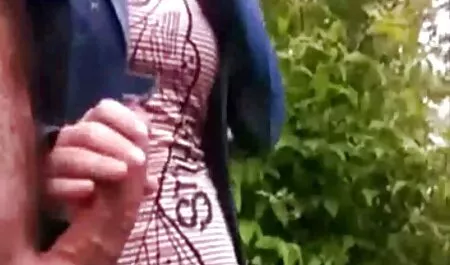 Ik betaalde een jonge vrouw om gratis sex film oma twee kinderen te krijgen.