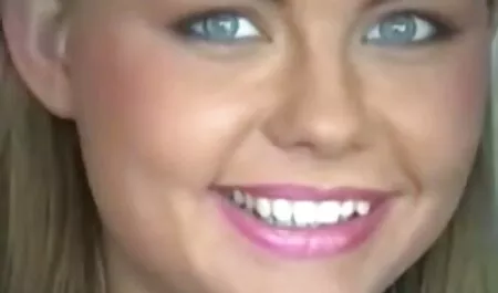 De vrouw die hem belde stopte de orgie gratis seksfilm 123 en de minnaar eindigde in haar mond.