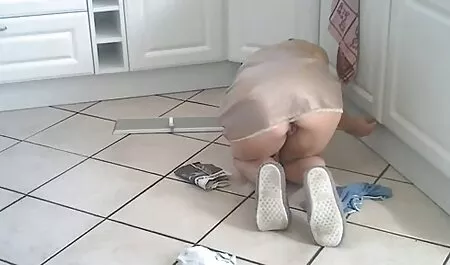 Chick zoog de man en seksfilm gratis gaf het aan zijn vriend.
