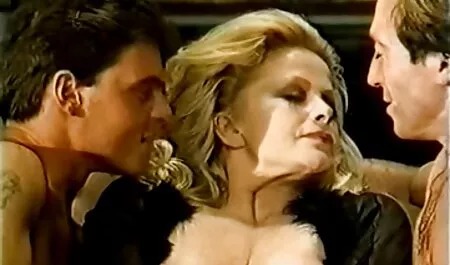 Butch wordt sex films oma in z ' n kont geneukt en drinkt pis.