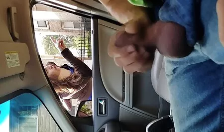 Verlegen besloot de camera gedwongen sex films te gebruiken