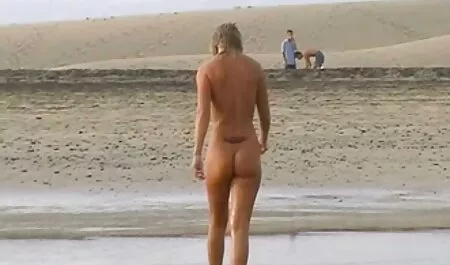 Dansen vrouwen sex film met een masker de kant jurk toonde de flexibiliteit van het lichaam